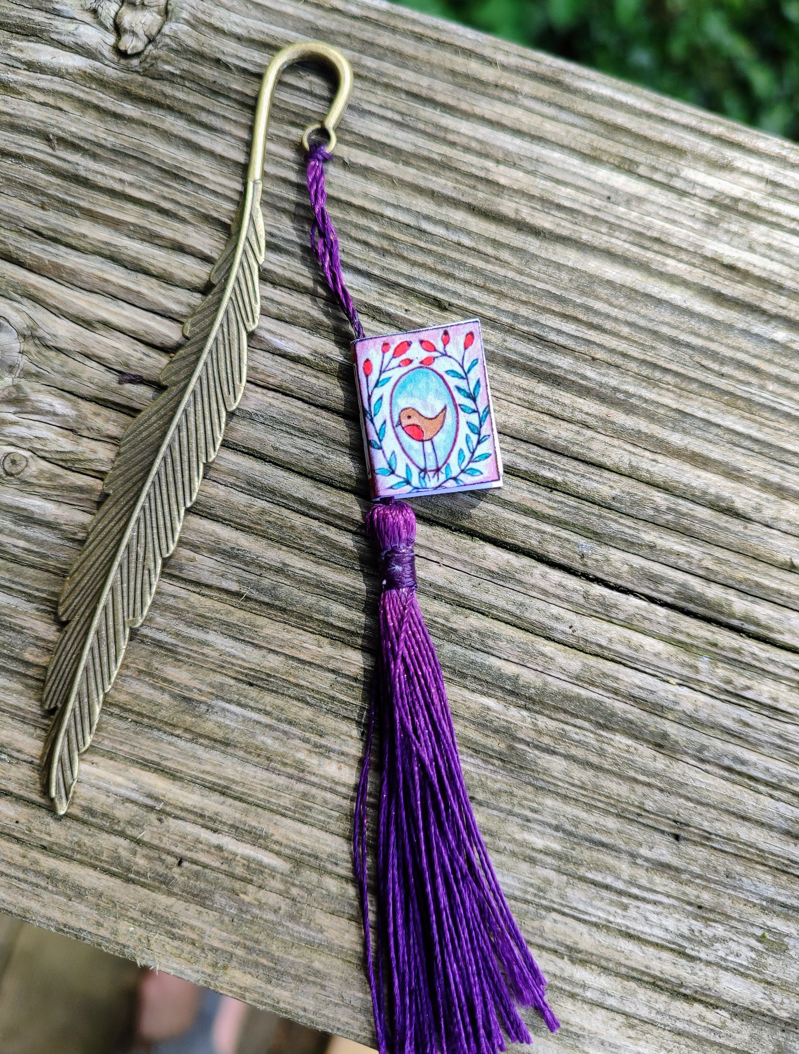 Mini book bookmark ~ Robin